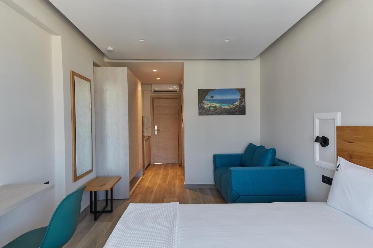 Albatros Luxury Suites Vrasná Exterior foto